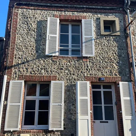 La Petite Dorade Étretat